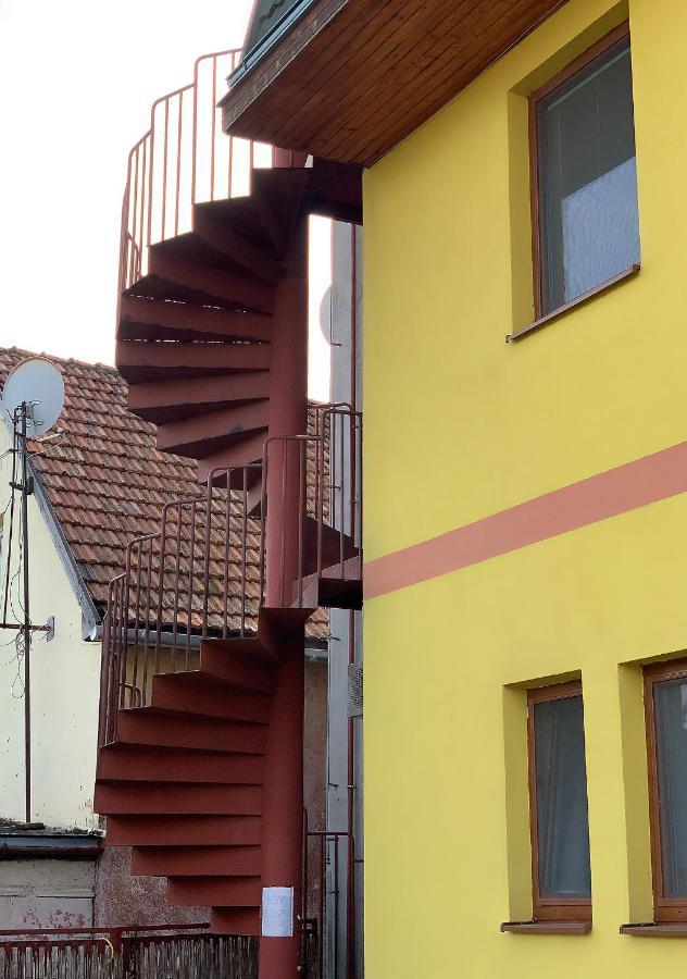 2-Izbovy Apartman Mlynica S Balkonom Exterior foto